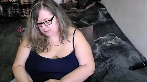 Lana online show from 04-09-26, 12:54