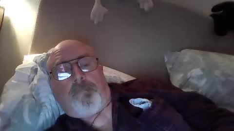 Snapshot of twatcockandballs chatting on 02-24-25, 02:30 twatcockandballs online show from 02-24-25, 02:30