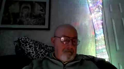 Snapshot of twatcockandballs chatting on 10-27-25, 12:47 twatcockandballs online show from 10-27-25, 12:47