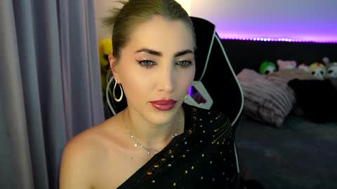 MayCarrey online show from 01-13-26, 09:42