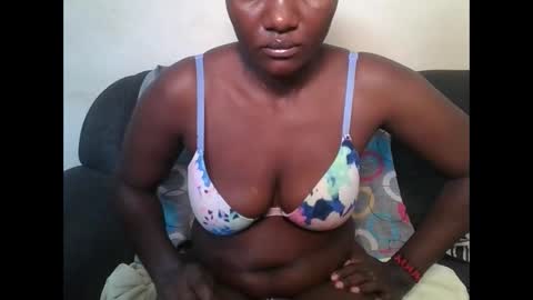 twerker_lyly online show from 12-05-25, 02:20