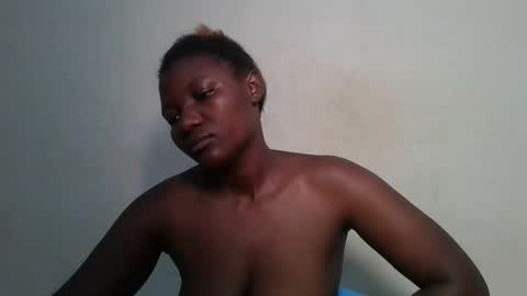 twerker_lyly online show from 12-13-25, 11:54