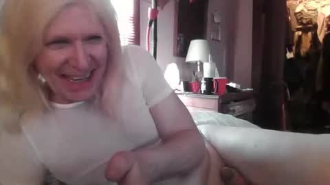 Kitten online show from 02-28-26, 02:29