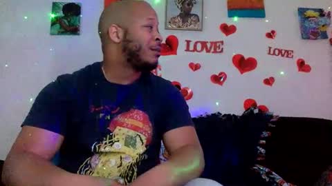 Snapshot of twinandlea chatting on 03-02-25, 10:38 Twin and Lea online show from 03-02-25, 10:38