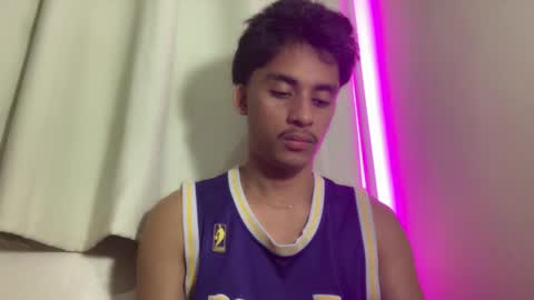 Snapshot of twink_hairyass69 chatting on 01-16-26, 04:11 Aladin online show from 01-16-26, 04:11