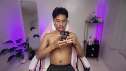 Snapshot of twink_hairyass69 chatting on 02-23-26, 06:16 Aladin online show from 02-23-26, 06:16