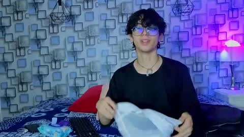Snapshot of twink_sebas7 chatting on 05-19-26, 12:11 Sebastin online show from 05-19-26, 12:11