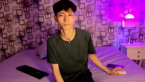 Snapshot of twink_sebas7 chatting on 05-26-26, 12:12 Sebastin online show from 05-26-26, 12:12