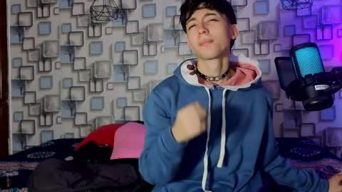 Snapshot of twink_sebas7 chatting on 06-02-26, 12:07 Sebastin online show from 06-02-26, 12:07