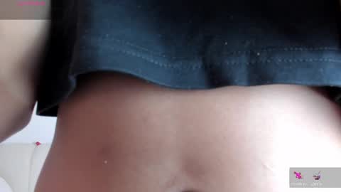 Snapshot of twinksboys_23 chatting on 06-05-26, 03:29 twinksboys_23 online show from 06-05-26, 03:29