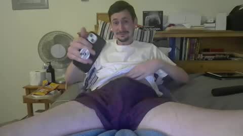 TwinkyMcgee online show from 05-01-26, 06:51