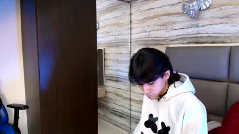 twinslovers_ online show from 11-23-25, 02:11