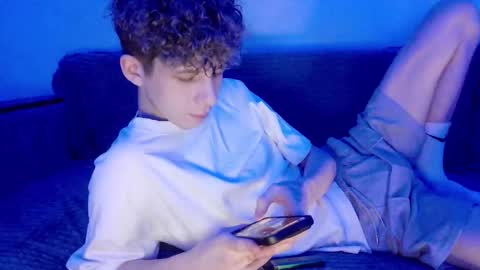 TwiShadow online show from 03-13-26, 12:34