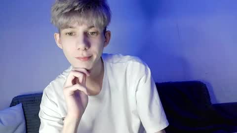 Snapshot of twishadow chatting on 05-30-26, 07:22 TwiShadow online show from 05-30-26, 07:22