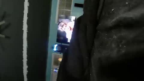 Snapshot of twister8 chatting on 11-29-25, 01:41 pantiesfetish online show from 11-29-25, 01:41