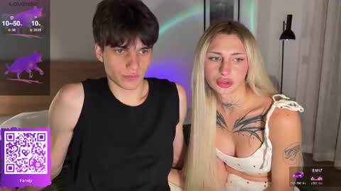 Molly and Nick online show from 11-29-25, 05:05