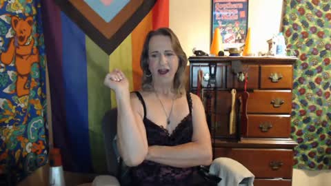Snapshot of twocumkerry chatting on 06-12-26, 04:00 twocumkerry online show from 06-12-26, 04:00