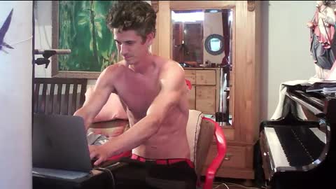 Snapshot of twoforallprivate chatting on 11-01-25, 07:16 TobeBritta online show from 11-01-25, 07:16