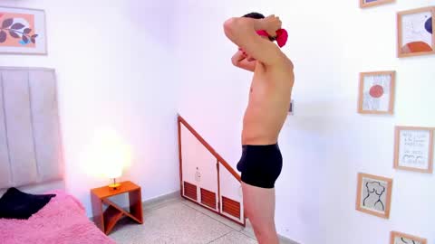 Sara LoenardNataly and Emilio online show from 04-18-26, 02:21