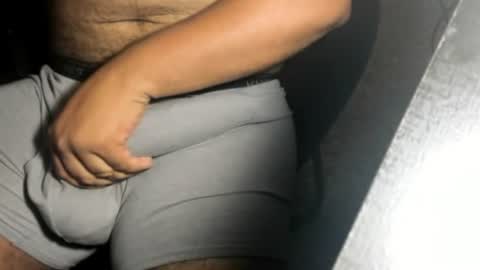 Snapshot of twohandedlongstroker chatting on 07-24-26, 12:03 biggg daddyyy online show from 07-24-26, 12:03