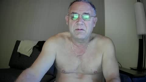 Twopeopleinlove online show from 11-03-25, 02:29