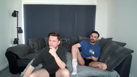 Snapshot of twotwinkhusbands chatting on 09-30-25, 12:21 RyanRowan online show from 09-30-25, 12:21