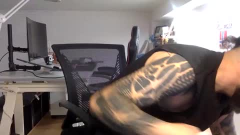 Snapshot of txalkan6060 chatting on 02-17-25, 11:53 txalkan6060 online show from 02-17-25, 11:53