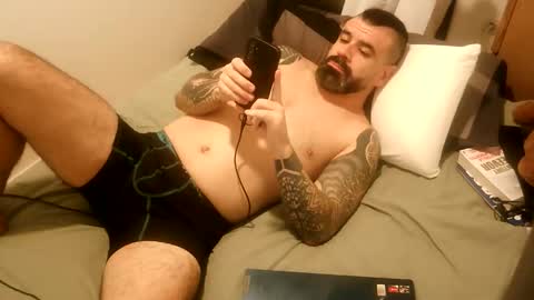 Snapshot of txalkan6060 chatting on 10-24-25, 08:27 txalkan6060 online show from 10-24-25, 08:27