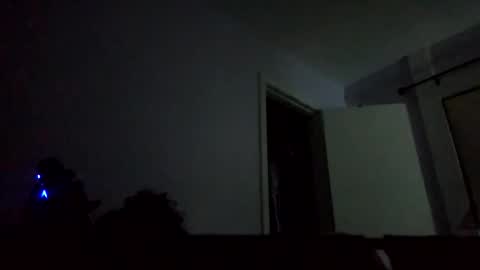 Snapshot of txcouple0913 chatting on 11-10-25, 05:28 txcouple0913 online show from 11-10-25, 05:28