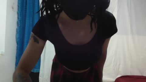 Snapshot of txina chatting on 10-04-25, 04:43 Xina Lane online show from 10-04-25, 04:43
