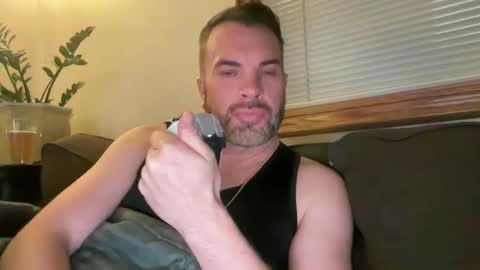 Snapshot of ty_lerdavid chatting on 02-23-26, 06:33 TylerDavid online show from 02-23-26, 06:33