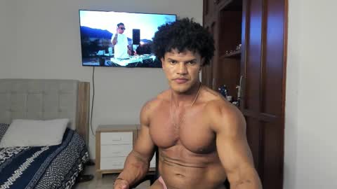 Snapshot of tygafit chatting on 09-30-25, 02:38 Yorquis Guzman online show from 09-30-25, 02:38