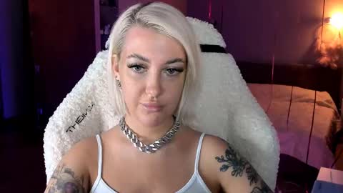 Miley online show from 03-02-25, 03:16