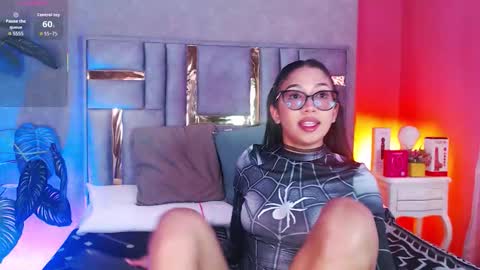 tyla_ks online show from 11-25-25, 07:58