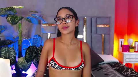 tyla_ks online show from 01-05-26, 07:39