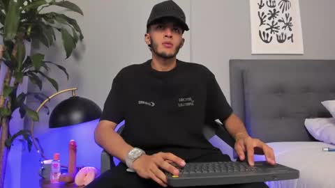Tyler Fox online show from 07-01-26, 09:47