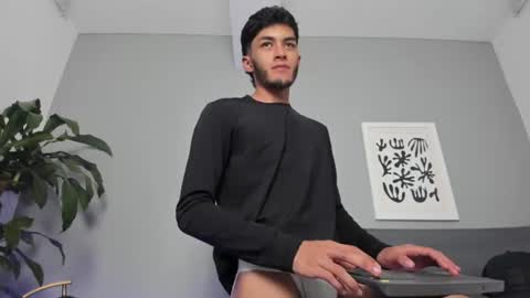 Tyler Fox online show from 07-02-26, 09:43