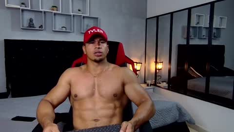 Snapshot of tyler_hank1 chatting on 03-05-25, 08:54 tyler_hank1 online show from 03-05-25, 08:54