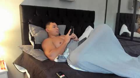 tyler_hank1 online show from 01-13-26, 01:16