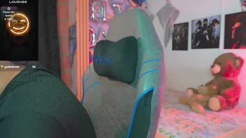 Tyler online show from 06-11-26, 05:05
