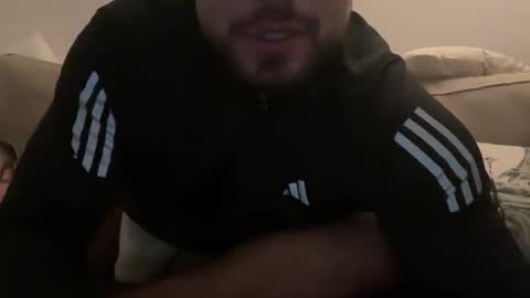 Snapshot of tylerblakex chatting on 11-02-25, 08:11 Tyler Blake online show from 11-02-25, 08:11