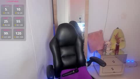 tylor_love online show from 11-24-25, 10:53