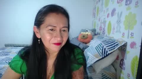 Tyna online show from 06-15-26, 11:18