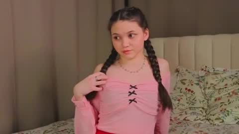 Emily online show from 12-03-25, 11:19