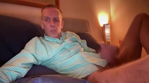 Ty online show from 12-22-25, 02:58