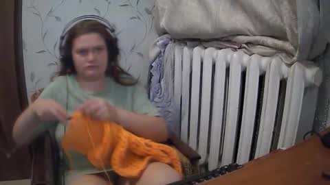 Tyuoooy3s online show from 10-14-25, 06:42