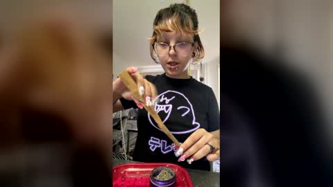 Snapshot of ubeflavoredcherry chatting on 03-14-26, 04:34 ubeflavoredcherry online show from 03-14-26, 04:34