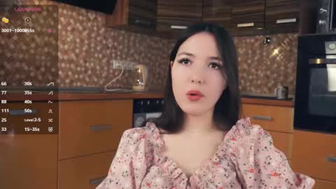 Lili online show from 02-14-25, 08:10