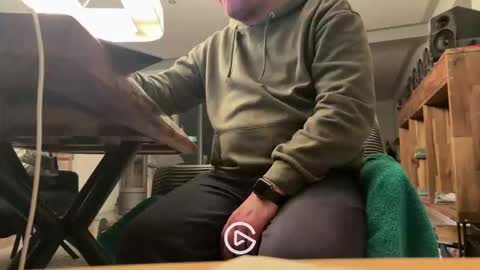 ueberdruck01 online show from 01-19-26, 03:21