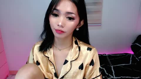 urbbgirl alliah online show from 05-25-26, 08:48